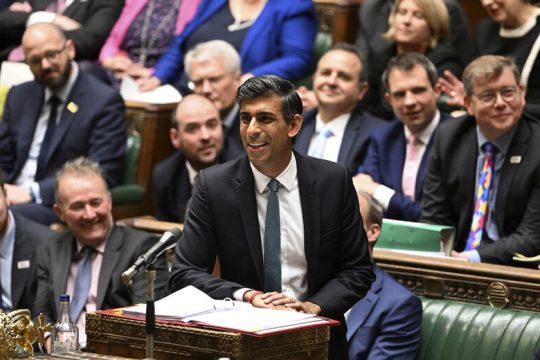 Φορτσάτος ο Σούνακ, σε αναμονή ο Στάρμερ