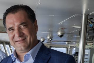 Έχουν αλλάξει πίστα..