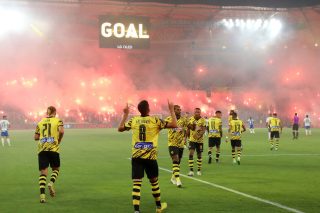 Ενα-μηδέν από τη Δεκελείας!