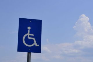 Απουσία πρόσβασης, άρα πολιτισμού…