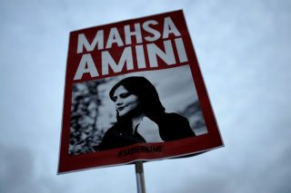 Για ένα τσουλουφάκι ή Ο τυχαίος θάνατος μιας Ιρανής