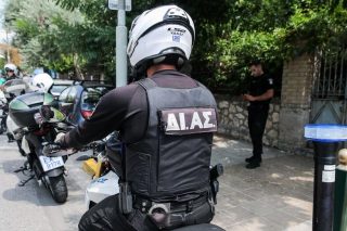 Οι αστυνομικοί υποστήριξαν ότι «όλα έγιναν συναινετικά»