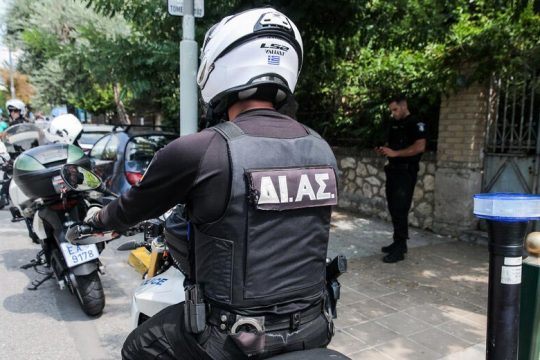 Οι αστυνομικοί υποστήριξαν ότι «όλα έγιναν συναινετικά»