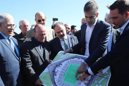Ο Μπακογιάννης κάνει… «Διπλή Ανάπλαση»