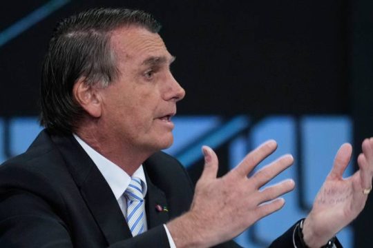 Ο Μπολσονάρο θα αποδεχτεί την ενδεχόμενη ήττα του «εάν και εφόσον»