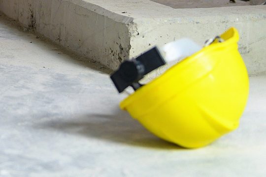 Τα δύο θανατηφόρα εργατικά μέσα σε λίγες ώρες είναι απλώς η κορυφή του παγόβουνου