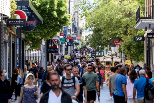 Επί τάπητος το μειωμένο ωράριο στην αγορά ένεκα ενεργειακής κρίσης