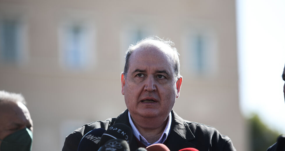 Νίκος Φίλης: Εύκολα ρίχνουμε τα βάρη στη νεολαία που κρίνουμε ότι έχασε το δρόμο της