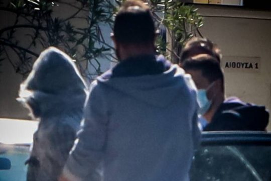 Προφυλακίστηκαν οι δύο από τους τρεις κατηγορούμενους για τον βιασμό της 12χρονης