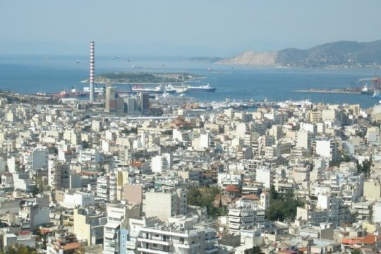 Δήμαρχος Δραπετσώνας εγκαλεί Πέτσα για «άδικη διάκριση» κατά του Δήμου