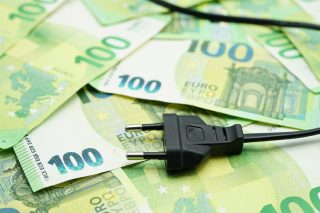 Υπερκέρδη, στα όρια… κλοπής