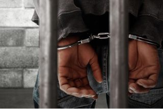 Μικρές υποχωρήσεις στον κυβερνητικό Σωφρονιστικό Κώδικα μετά τις αντιδράσεις