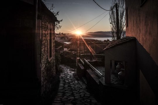 Μικρές βραδινές  συντροφιές