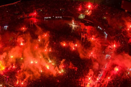 Χυδαίες βρισιές και χημικά από τα ΜΑΤ μετά τη συναυλία του Λεξ