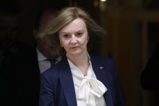 Trussonomics: Μπροστά με οράματα… οπισθοδρόμησης