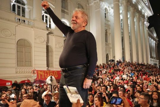 Αλλαγή σελίδας στη Βραζιλία με τον Λούλα πρόεδρο ξανά
