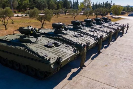 Συνεχίζονται οι αντιδράσεις για τα Marder, ενώ η κυβέρνηση δεν απαντά