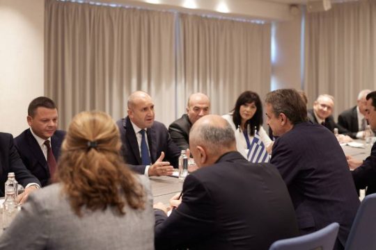 Αιχμές Μητσοτάκη για τη μη επιβολή πλαφόν στις τιμές του φυσικού αερίου