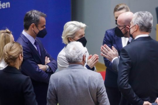 Ο «δυναμικός διάδρομος τιμών» και το αίτημα Μητσοτάκη για κοινή ενεργειακή πολιτική