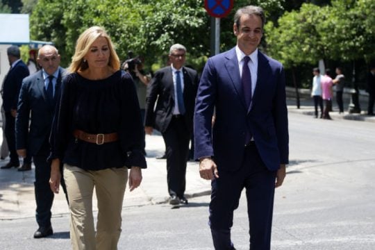 Εκτάκτως στο Λονδίνο για οικογενειακούς λόγους ο πρωθυπουργός