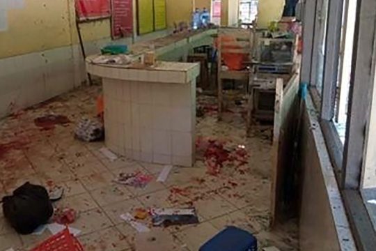 Θρίλερ με θανατηφόρα βομβιστική επίθεση σε φυλακή στη Μιανμάρ