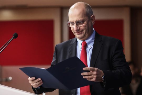 Ο Οικονόμου συναντήθηκε με τους Ρεπόρτερ Χωρίς Σύνορα, αλλά… κανείς δεν το έμαθε