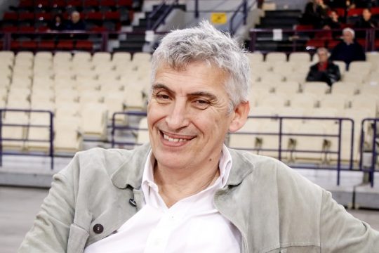 Άλλαξε καφενείο