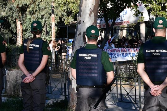 Και η ΠΟΣΔΕΠ ζητά την κατάργηση των ΟΠΠΙ