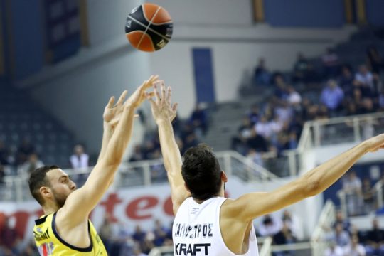 Ο ΠΑΟΚ με περίπατο το ντέρμπι