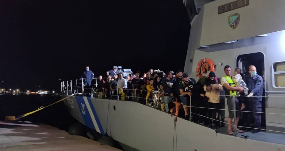 Επιχείρηση διάσωσης μεταναστών ανοιχτά της Κεφαλονιάς