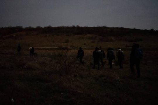 Βίντεο με βία σε πρόσφυγες που προσπαθούν να φτάσουν από την Τουρκία στην Ελλάδα