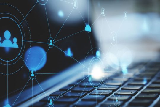 Η σφοδρή πολιτική κόντρα μεταφέρθηκε και στα μέσα κοινωνικής δικτύωσης