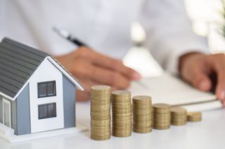 Ανησυχία στην Ε.Ε. για τα στεγαστικά δάνεια