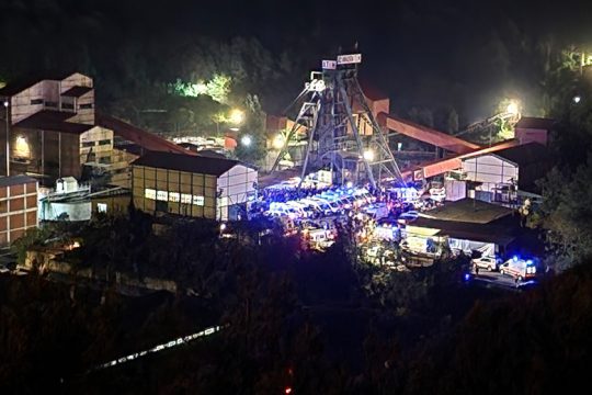 Τραγωδία στην Τουρκία έπειτα από έκρηξη σε ορυχείο – Νεκροί και εγκλωβισμένοι