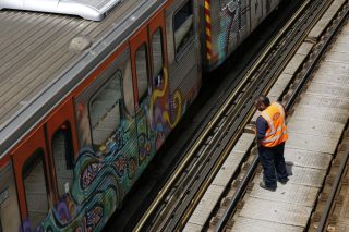 Δρομολόγια του μετρό με μείον εννέα συρμούς