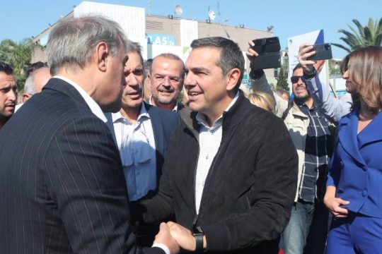 «Η αισχροκέρδεια συνεχίζεται, ενώ αγρότες και κτηνοτρόφοι δεν μπορούν να επιβιώσουν»