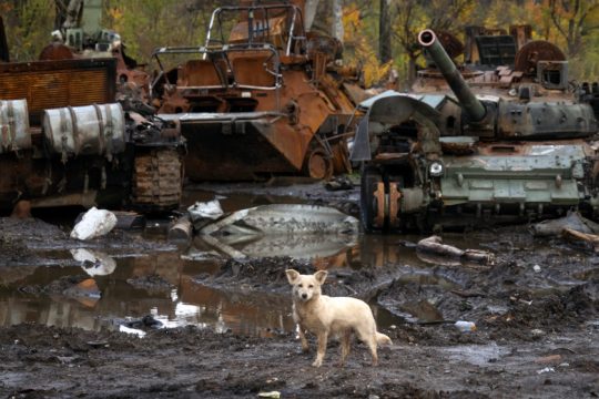 Μπαράζ εκρήξεων στο Κίεβο, ενώ ψάχνουν λύση για τα σιτηρά