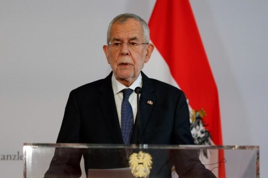 Προς επανεκλογή απ’ τον α’ γύρο ο πρόεδρος της Αυστρίας