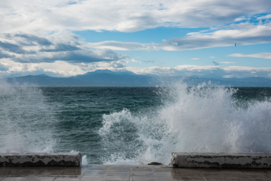 Θερμοκρασία σε πτώση στα ανατολικά και νότια – Θυελλώδεις βοριάδες στο Αιγαίο