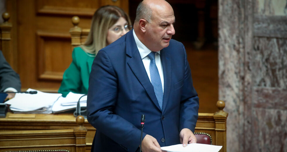 Τους καλούν επιτέλους…