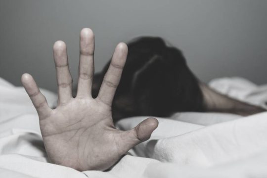 Τερατώδης κακοποίηση δύο παιδιών και στα Πετράλωνα