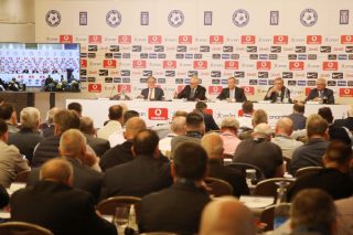 Συμφώνησαν ότι διαφωνούν για επαγγελματική διαιτησία και ποσοστό