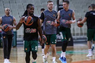 Κόντρα σε Ζοτς και Ιωάννη