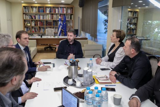 Προσφυγή Ανδρουλάκη στο ΣτΕ για το «απόρρητο»