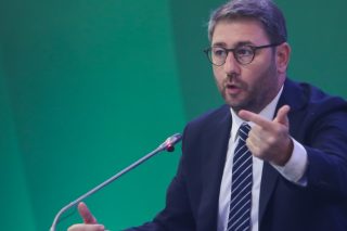 Γαλάζια σκάνδαλα, πράσινες μεταρρυθμίσεις