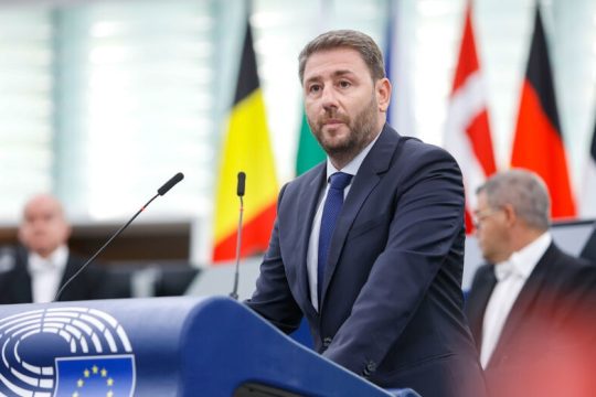 Κατάθεση με υπόμνημα από τον Ανδρουλάκη