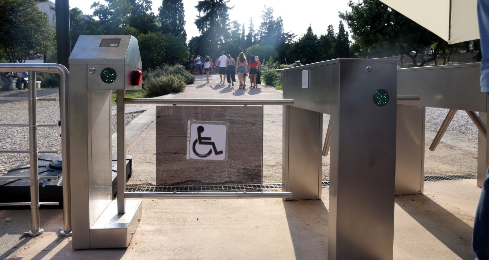 «Υποβάθμιση ΟΔΑΠ με σκοπό την εκχώρηση σε ιδιώτες»