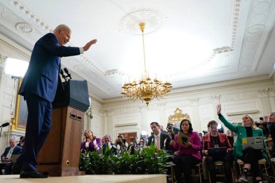 ΗΠΑ: Προβάδισμα των Ρεπουμπλικανών στη Βουλή, μάχη στη Γερουσία  