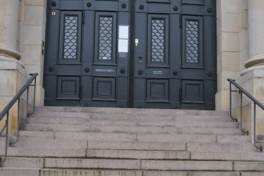 Ακροδεξιός πολιτικός δικάζεται ξανά στη Δανία για απάτη με κονδύλια της Ε.Ε.