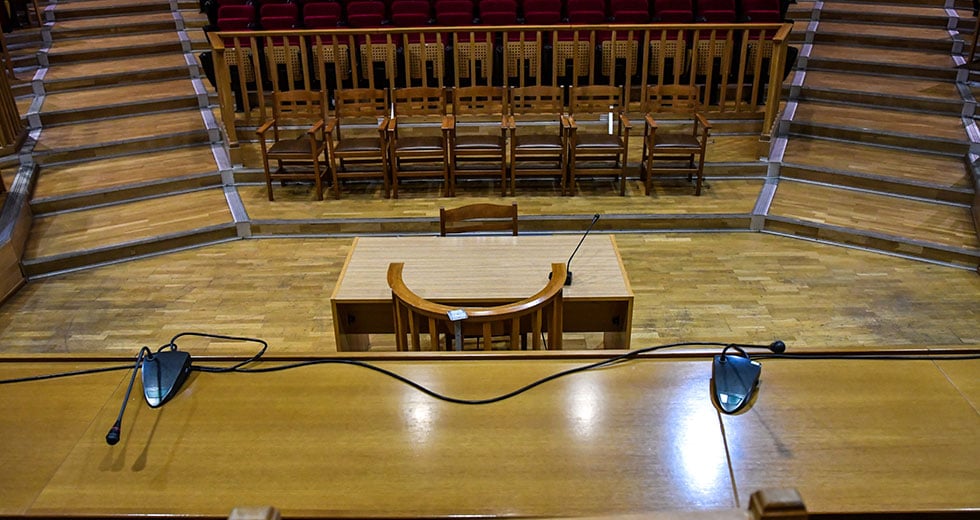 Σε δίκη δημοσιογράφος της Χίου, έπειτα από μήνυση καταδικασμένου για επιθέσεις